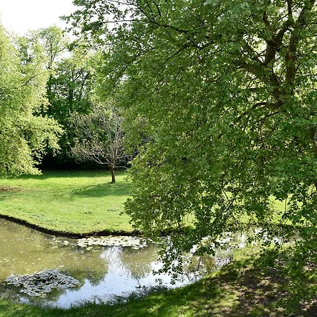 Manoir De Plaisance 4* Benon