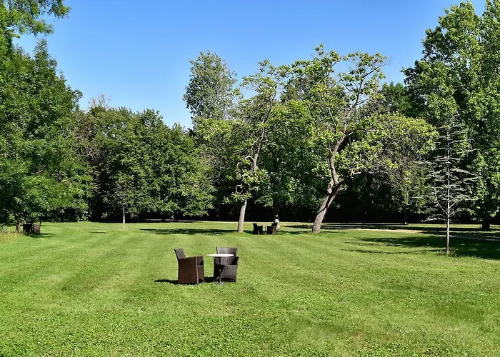 Bed and breakfast Manoir De Plaisance 4*