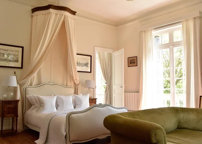 Manoir De Plaisance 4*